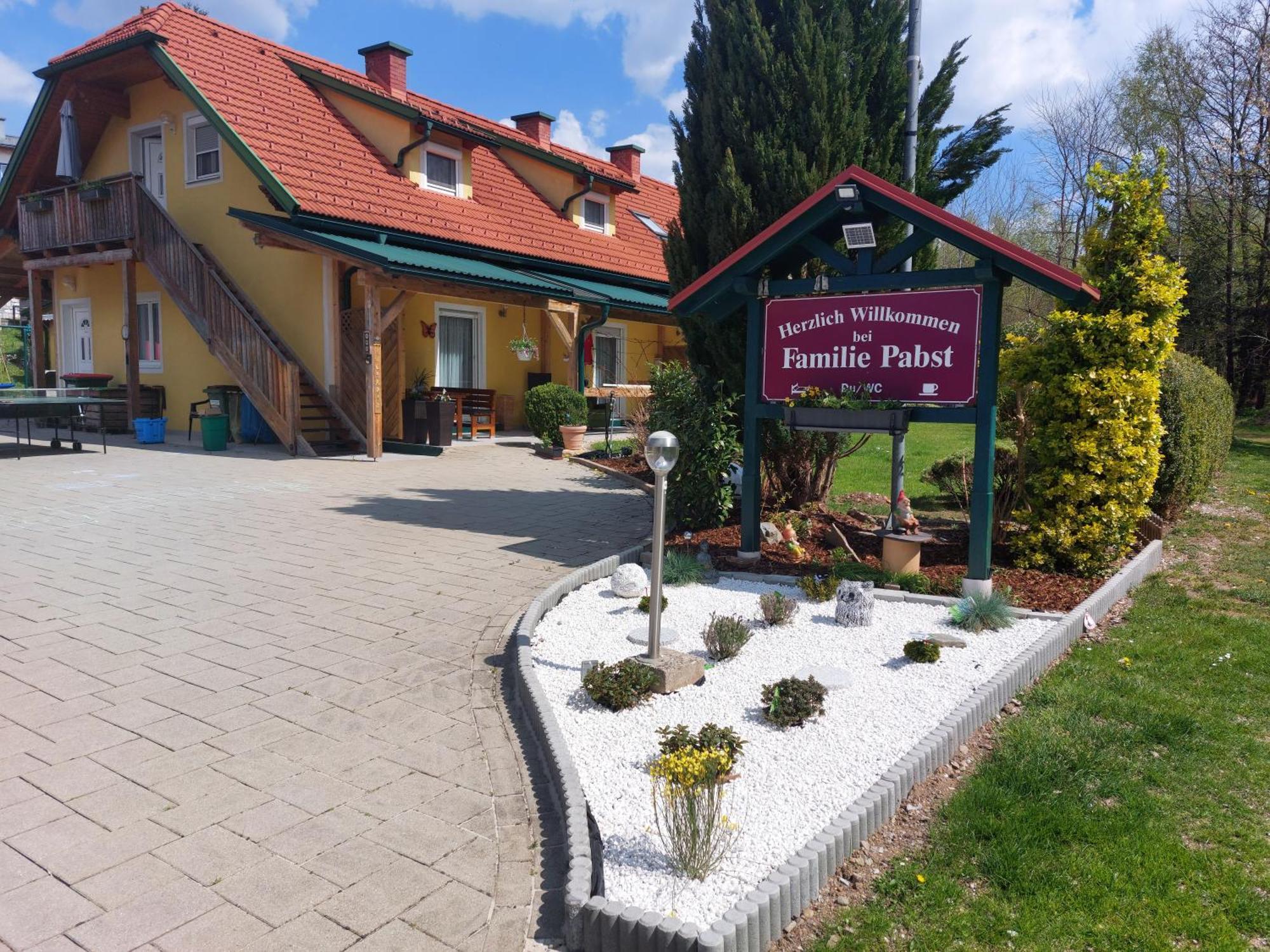 Haus Mit Garten Familie Pabst Maria Lankowitz Cameră foto